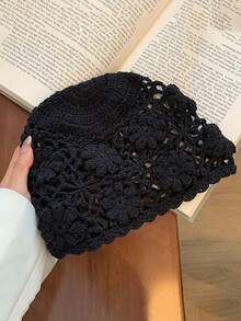 1 pieza Gorro de estilo vintage para mujer, hueco, transpirable, hecho a mano con patrón floral de ganchillo, versátil, que estiliza el rostro, para viajes y uso diario - flores - Ver 14