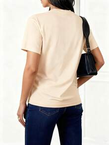 2026 Women's BlousesShort-Sleeve Round-Neck Printed T-Shirt With An Elegant Pleated Design, Modern, Casual, And Simple Style, Perfect For Everyday Outdoor Wear; A Women's Garment Ideal For - 杏色 - 查看 2