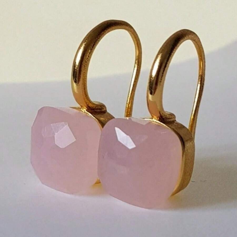1pc Vintage Elegant Pink Geometric Earrings, Gentle Luxury Alloy Accessory, Suitable For Daily Commute, Date, Street Style, Women's Birthday Holiday Gift - Gold - View 1