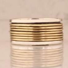 Minimalist Dual-Tone Stackable Rings For Women, Niche Design, Suitable For Daily Commute, Versatile Gift Jewelry - Gold - View 1