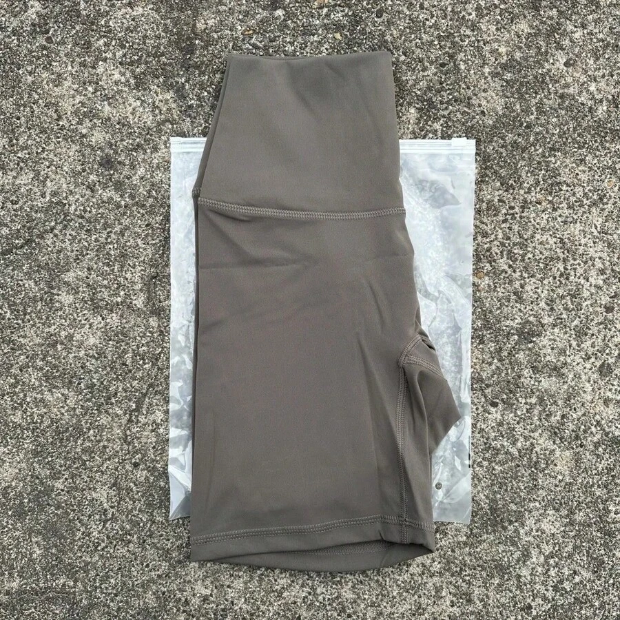 Solid Color Women's Fitness Sports High Waist Yoga Short Leg Cycling Full Body Workout Jog Squat Proof Inner Pocket - 黃色 - 查看 1