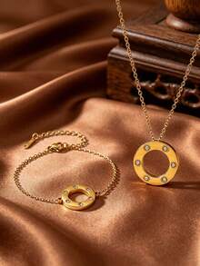 Vintage Fashion Luxury Large Hoop Necklace And Bracelet 2-Piece Set For Women, Gold-Tone Large Disc Diamond Necklace Jewelry Set, Minimalist Hollow Circle Collarbone Chain And Delicate Bracelet, European And American Commuter Versatile High-End Accessory, Influencer Style, Exquisite Gift Box For Girlfriend, Best Friend, Valentine's Day - Full Diamond Version - View 3