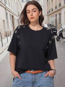 Maija Camiseta holgada de manga corta con cuello redondo y diseño de ojales para mujer de talla grande, estilo urbano moderno y casual versátil, con - Blanco - Ver 2