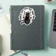 1 Stück süßer Blumen-Katzen-Kunstaufkleber, "Believe Your Eyes"-Zitat Vinyl-Aufkleber für Laptop, Wasserflasche, Notizbuch, wasserfester Slogan-Aufkleber, ästhetisches Schreibwaren-Sammelalbum-Zubehör, Geschenk für Freunde - S2247 - Übersicht 4