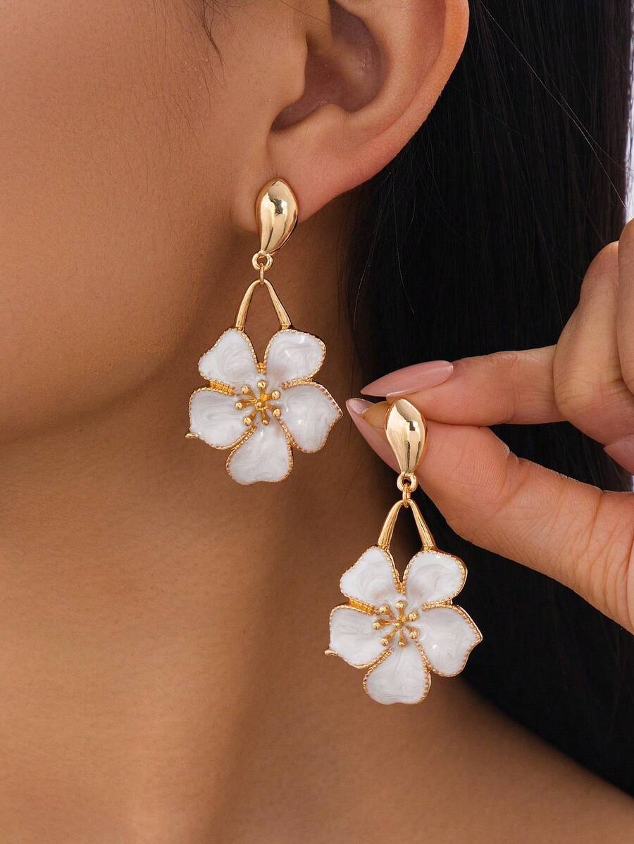 Par de Elegantes Pendientes Colgantes de Flor de Cincoétalos con Esmalte Blanco, Ideales para Uso Diario, Citas, Vacaciones - CombinacióVersátil - Blanco - Ver 1