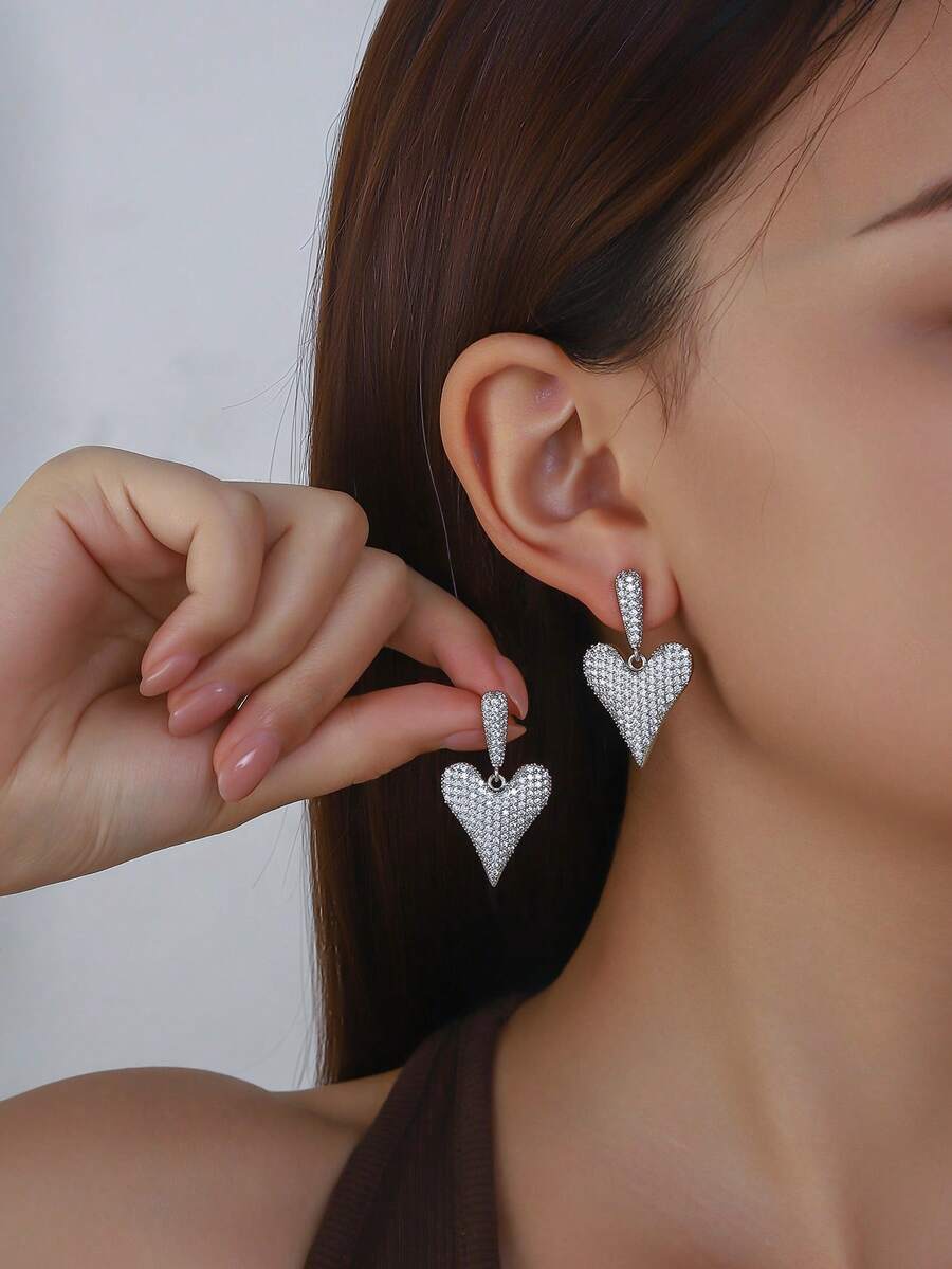 2pcs European And American Luxury Micro-Inlaid Zirconia Heart Stud Earrings, Fashionable Versatile Elegant Jewelry Suitable For Women's Party, Gathering And Commute Wear - Multicolor - View 1