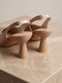 1 Pair 2026 Girl Hollow Side Cutout Pointed Toe Chunky Kitten Heel Elastic Back Strap Dress Sandals Office Party - Camel - View 6