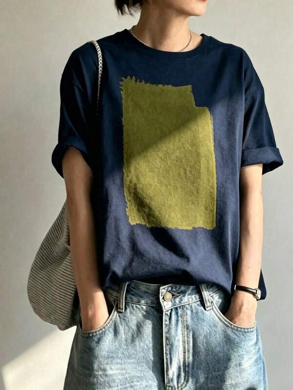 レディース夏新作デイリーカジュアルルーズラウンドネックコットン半袖Tシャツ。キュートで万能なプリントがプリントされており、ファッショナブルで万能、デイリーウェアレディーストップスに最適。
