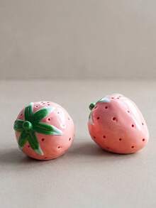 2 pièces Salières et poivrières créatives en céramique en forme de fraise, peintes à la main, pots à assaisonnement, convient pour un usage quotidien à la maison, bouteilles d'épices pour table de restaurant, fêtes de barbecue en plein air, cadeaux, décoration de fête - Multicolore - Voir 4