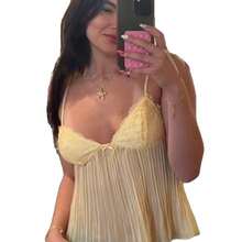 Camisola ligera de verano estilo Y2K para mujer: top sin mangas dulce y sexy con espalda fruncida, encaje y detalle de lazo. - Blanco - Ver 2