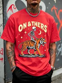 Camiseta de hombre Holgada, Estampado Esqueleto Completo Montado en Tigre Rugiente con Cielo Nocturno, Luna Media y Estrellas, Texto Arco Vintage, Estilo Western Retro Gótico Streetwear. - Rojo - Ver 2