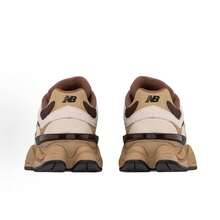 New Balance 9060 - Rain Cloud Grey, Sea Salt & Black Castlerock | Viral 2026 Chunky Platform Sneakers | Premium Suede & Mesh Breathable Trainers | Comfortable ABZORB Midsole Dad Shoes | Authentic Unisex High-Fashion Footwear - 米棕色 - 查看 5