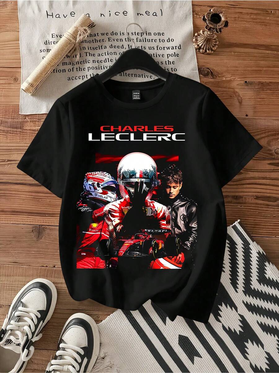 Retro 90s Charles Collage T-Shirt, Dual Helmet Portraits, Red Race Car & Leather Jacket Shot, Bold Top Header Lettering For - 黑色 - 查看 1