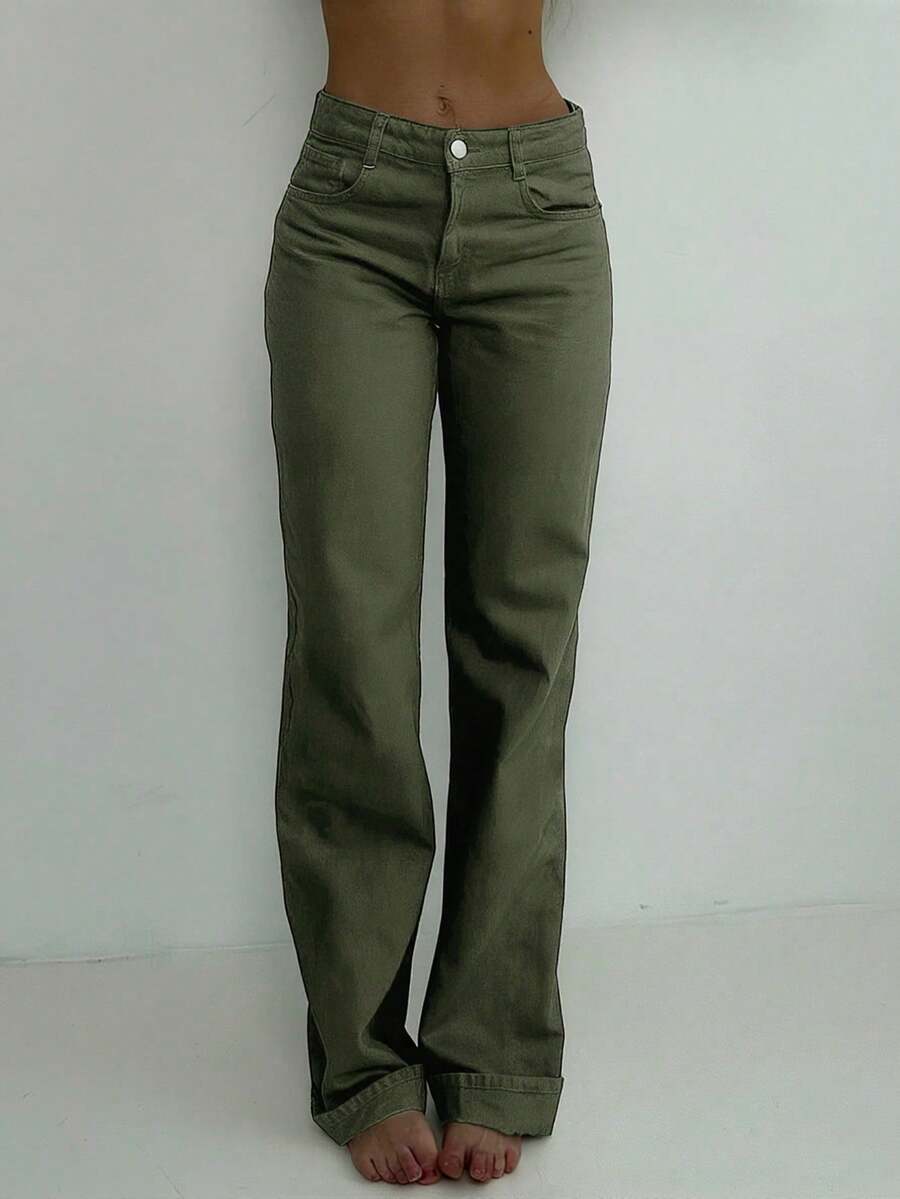 Women's Solid Color Pocket Button Casual Versatile Daily Wear Straight Leg Jeans Spring