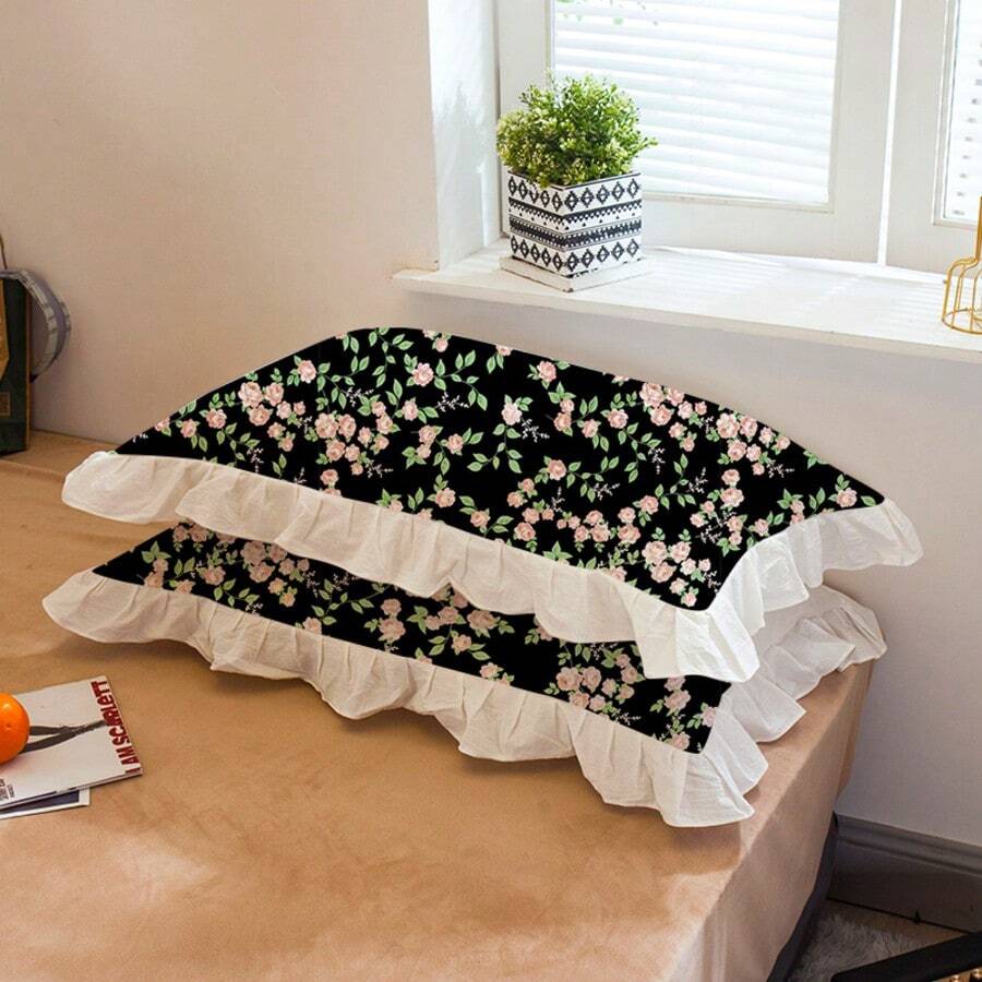2pcs/Set Ruffle Trim Printed Pillowcase Pair, Comfortable Breathable Skin-Friendly Soft Machine Washable, Ruffle Trim Princess Style Pillowcase (Pillow Insert Not Included), Minimalist Elegant, Suitable For Student Dorm, Bedroom, Hotel Bedding, All Seasons - Black - View 1