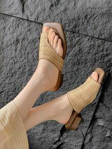 French Vintage Vacation Style Woven Thong Sandals, Women's Summer Outdoor Wear, Niche Design Chunky Heel Sandals, Comfortable For Walking - Apricot - View 2