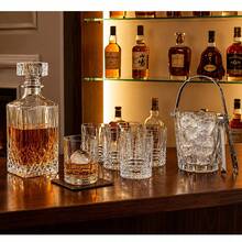 Kit Whisky:Licoreira 900ml + 6 Copos Whisky 345ml + Balde com Gelo e Pinça - Visão 1