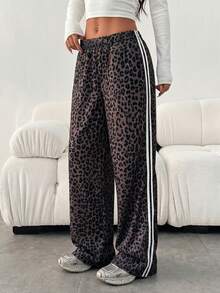 Hot Girl Hip Hop Leopard Print Loose Fit Women's Long Pants - Brown - View 6