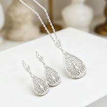Juego de 3 piezas de joyería marroquí de moda, collar colgante floral hueco chapado en oro y pendientes colgantes en forma de lágrima, accesorios árabes a juego para mujer - Collar+pendientes - Ver 4