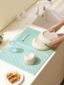 1pc Silicone Sloped Drainage Mat, Non-Slip Heat-Resistant Placemat, Kitchen Multi-Functional Countertop Pad, Heat-Proof Water-Control Easy-To-Clean - Multicolor - View 6