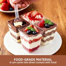 25/50 piezas Vasos reutilizables de 5 onzas para postres con tapas – Vasos transparentes versátiles para pudín, yogur, mousse, helado, ideales para cumpleaños, bodas, suministros para fiestas – Recipientes festivos para preparación de alimentos, diseño apilable, excelentes para planificación de eventos, bodas, fiestas - - - Ver 4