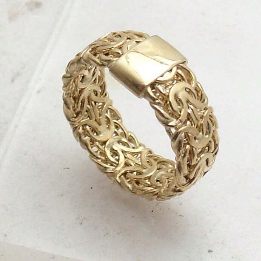 1pc Classic Gold Minimalist Twisted Design Ring, Women's Versatile Jewelry, Suitable For Daily Casual, Party Occasions, Perfect Holiday Gift - Gold - View 1