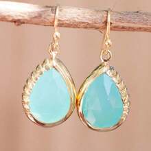 Pendientes de resina con gota de agua dorada de estilo bohemio minimalista, brillantes y dinámicos, adecuados para uso diario y bodas, regalo exquisito de vacaciones para niñas - Dorado - Ver 1