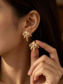 1pc Stainless Steel Gold Wing Shape, Thick Design, Anti-Fading, Inlaid With High-Quality Artificial Pearls, Suitable For Women's Daily Decoration Or Gift - Gold - View 4