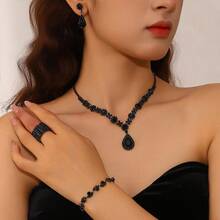 4pcs Dark Gothic Style Gunmetal Alloy Black Crystal Floral Water Drop V-Shaped Jewelry Set, Women's Black Dress Accessories, Jewelry For Women, Women's Necklace, Women's Bracelet, Women's Earrings, Women's Ring, Women's Accessories, Women's Jewelry Set, Summer - Multicolor - View 5