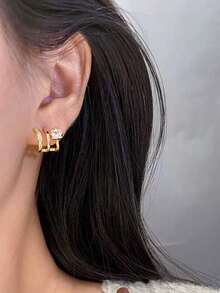 1 Pair Exquisite Personalized 3-Prong Curved Line Stud Earrings, Classic Commute High-End - Gold - View 1