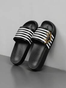 Sandalias de playa de verano para hombre, versátiles y casuales, antideslizantes y resistentes al desgaste, suaves y cómodas, para piscina, baño, uso diario y hogar - oro negro - Ver 3
