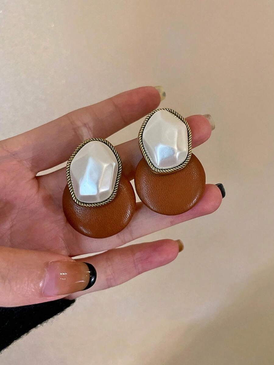 1 Pair Faux Pearl Geometric Earrings, Fashionable & Unique, Suitable For Women's Daily Commute - Coffee - View 1