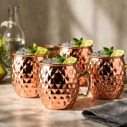 CINEYO 1 PC / 2 PCS / 4 PCS 11.84 Ounces Pure Copper Diamond-Pattern Horseshoe Cups Coffee Mug Cups Hammer-Pattern Moscow Horse Cup Cold Drink Coffee Cocktail Cup Metal Handle Suitable For Bars, Parties, Fathers' Day Gifts,Cups,Glasses Drinkingwater Bottle