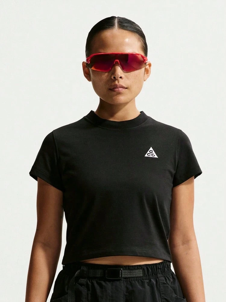 Nike 女款 AS W ACG DF 修身三角背心短袖 T 恤 針織無領短版 TII7284-010 - 黑色 - 查看 1