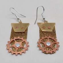 1 Pair Vintage Gear Pattern Engraved Robot Pendant Dangle Earrings, Women's Handmade Accessory, Suitable For Travel, Vacation, Daily Wear, Ideal Birthday And Holiday Gift For Girls - Silver - View 1
