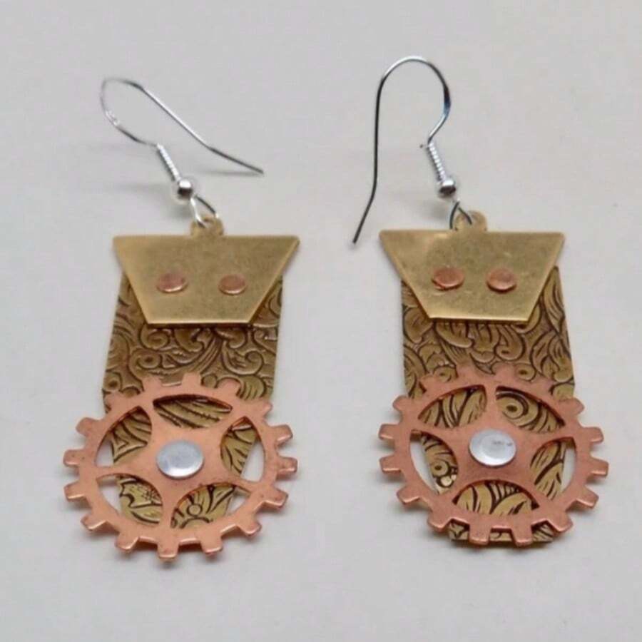 1 Pair Vintage Gear Pattern Engraved Robot Pendant Dangle Earrings, Women's Handmade Accessory, Suitable For Travel, Vacation, Daily Wear, Ideal Birthday And Holiday Gift For Girls - Silver - View 1