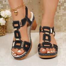 Plus Size Women's Retro Solid Color Buckle Platform Wedge Sandals,Summer Shoes - Black - View 12