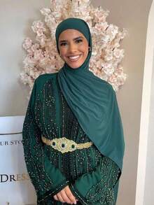 1 Piece Of Solid Color Soft Jersey Hijab, Pure Long Scarf For Women. - Green - View 1