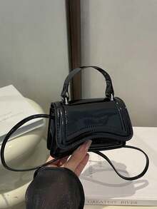 Bolso de mano pequeño para mujer, bolso de tote portátil y ligero, nuevo bolso pequeño de solapa de unicolor de moda para el verano 2025, bolso de hombro cruzado - Negro 4 - Ver 1