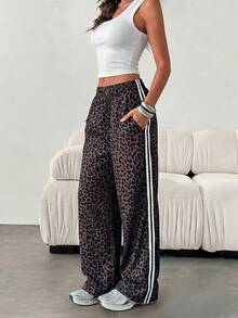 Hot Girl Hip Hop Leopard Print Loose Fit Women's Long Pants - Brown - View 3