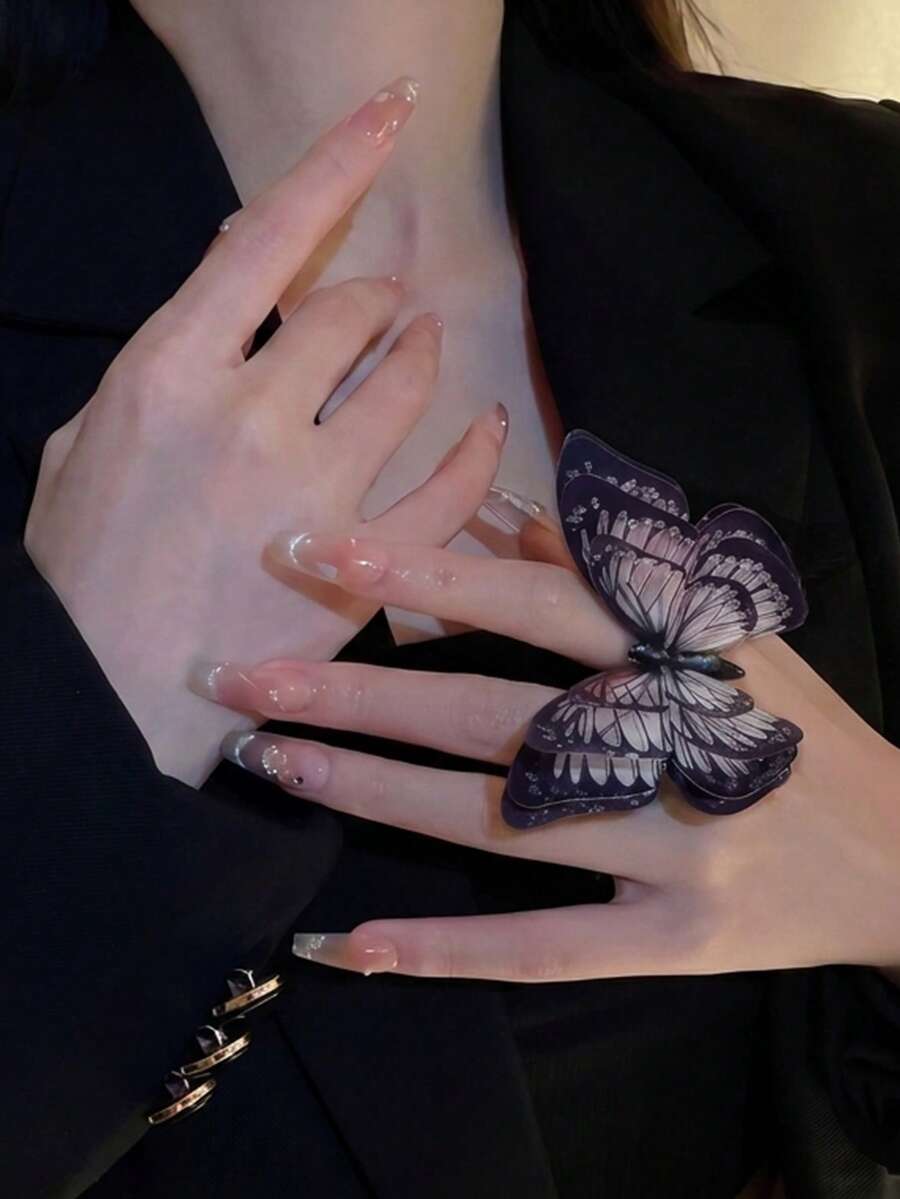 1件女款誇張大尺寸食指戒指，暗黑哥德風蝴蝶蛾設計，小眾仙女飾品，黑色大蝴蝶戒指，可調節戒圈，時尚裝飾首飾 - 黑色 - 查看 1