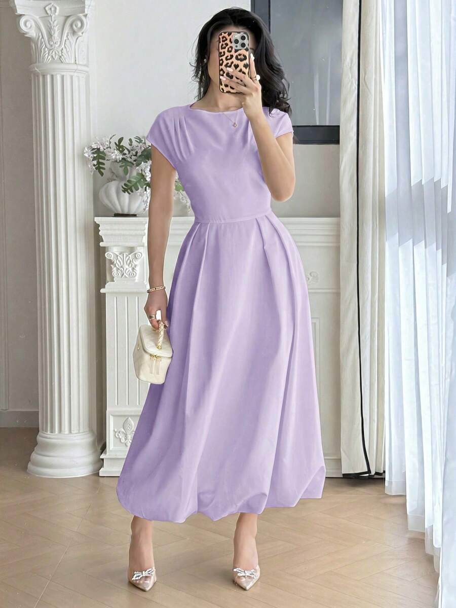 Vestido elegante de mujer de unicolor con cuello redondo, mangas cortas y diseño plisado - Morado - Ver 1
