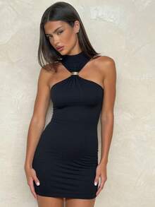 Vestido ceñido tipo halter con detalles únicos, ideal para lucir figura - Negro - Ver 6