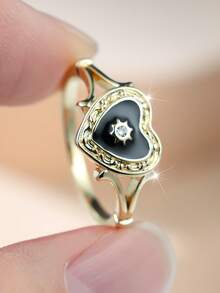 1 Elegant And Stylish Black-Glazed Heart-Shaped Ring With A Sweet-And-Edgy, Dark Retro Vibe-Perfect For Subculture, Sweet-And-Edgy, And Retro Outfits. - Golden Yellow + Black - View 8