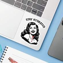 1 Stück Stay Hydrated Trinkwasser Aufkleber, Vampir Buchthema Vinyl Aufkleber für Laptop Wasserflasche Notizbuch E-Reader, wasserdichter Gothic Buchliebhaber Aufkleber, ästhetischer Schreibwaren Sammelalbum Geschenk für Leser - S2216 - Übersicht 5