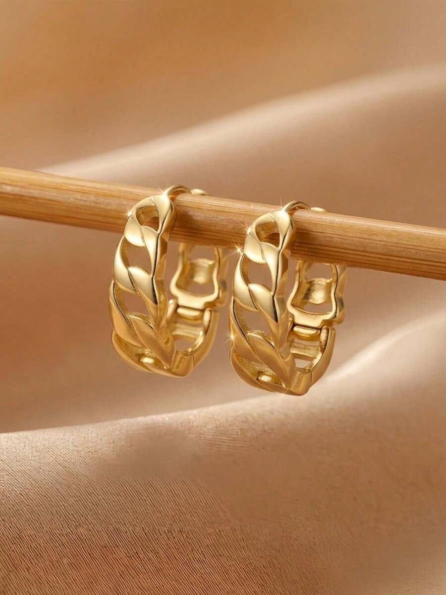 Women's Gold Cross Earrings, Elegant And Luxurious With Cubic Zirconia, Ideal For Daily Use, Parties, Weddings, Anniversary Gifts, Modern And Versatile. - 鏤空橢圓形耳環 - 查看 1