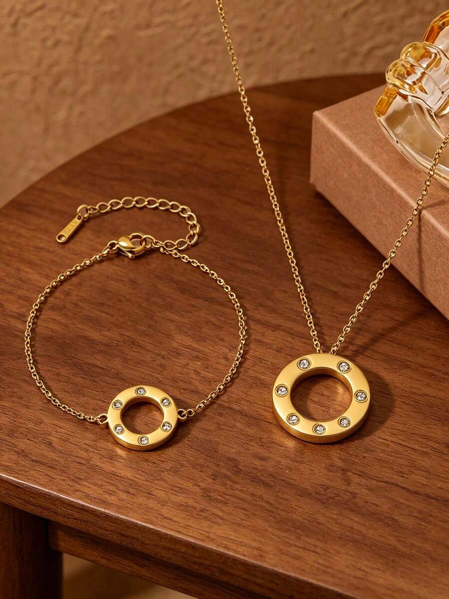 Vintage Fashion Luxury Large Hoop Necklace And Bracelet 2-Piece Set For Women, Gold-Tone Large Disc Diamond Necklace Jewelry Set, Minimalist Hollow Circle Collarbone Chain And Delicate Bracelet, European And American Commuter Versatile High-End Accessory, Influencer Style, Exquisite Gift Box For Girlfriend, Best Friend, Valentine's Day - Full Diamond Version - View 1