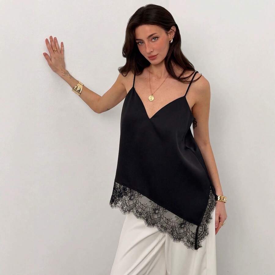 V-Neck Top With Irregular Lace Trim, Loose Camisole, New 2026 Style. - 黑色 - 查看 1