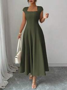 New And Elegant Long Dress With Short Sleeves And Square Neck. - Black - View 7