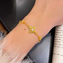 1pc Elegant Korean Style Zirconia Rhombus Flower Adjustable Bracelet, Light Luxury Design, Exquisite Commuter Versatile Hand Accessory - Iris Bracelet - View 5